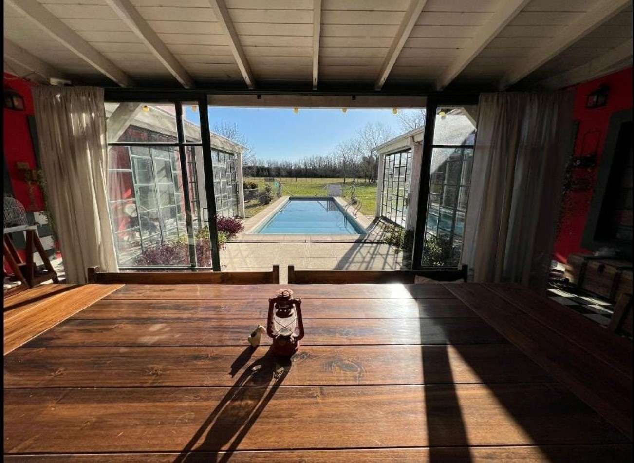 Casa de 300 m² en venta - Estancia Las Lilas, Lujan - Piscina, galeria, 1 o 2 ha