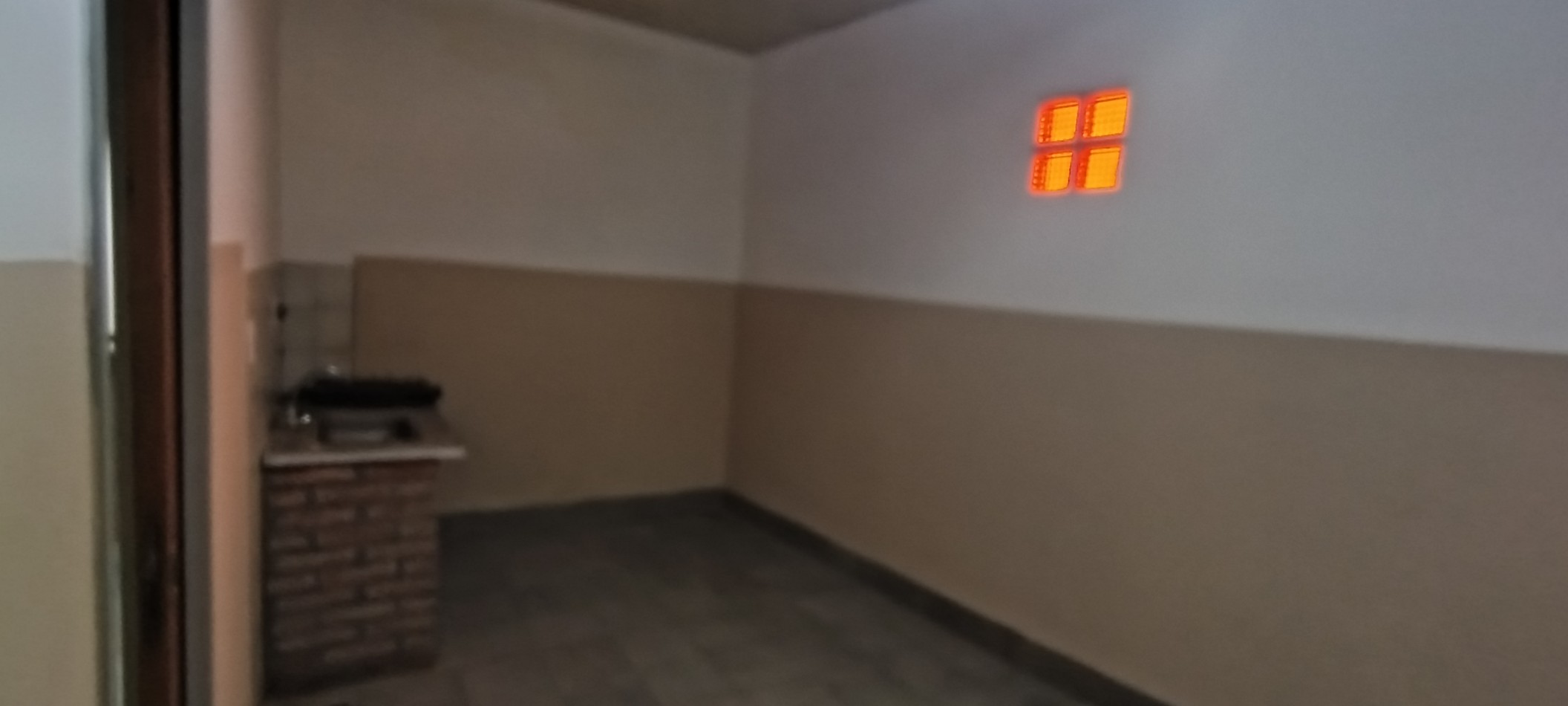 Alquiler Local Comercial en William Morris Centro, 250m²