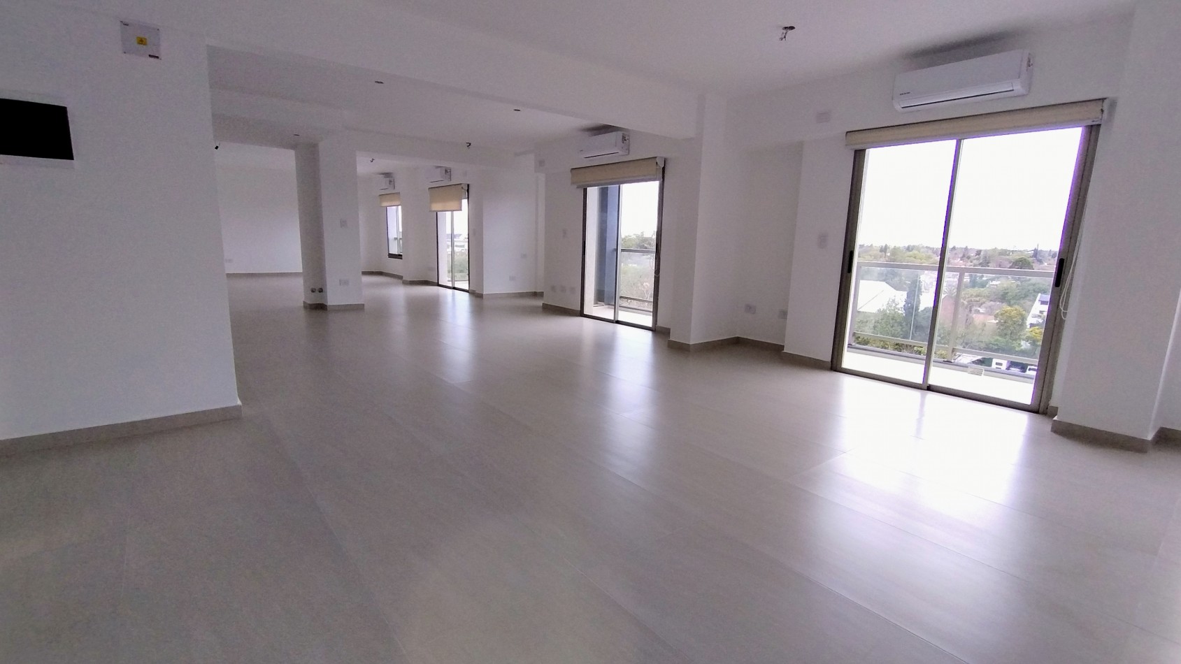 Oficina Semipiso de 144 m² en Edificio Premium - Hurlingham Centro