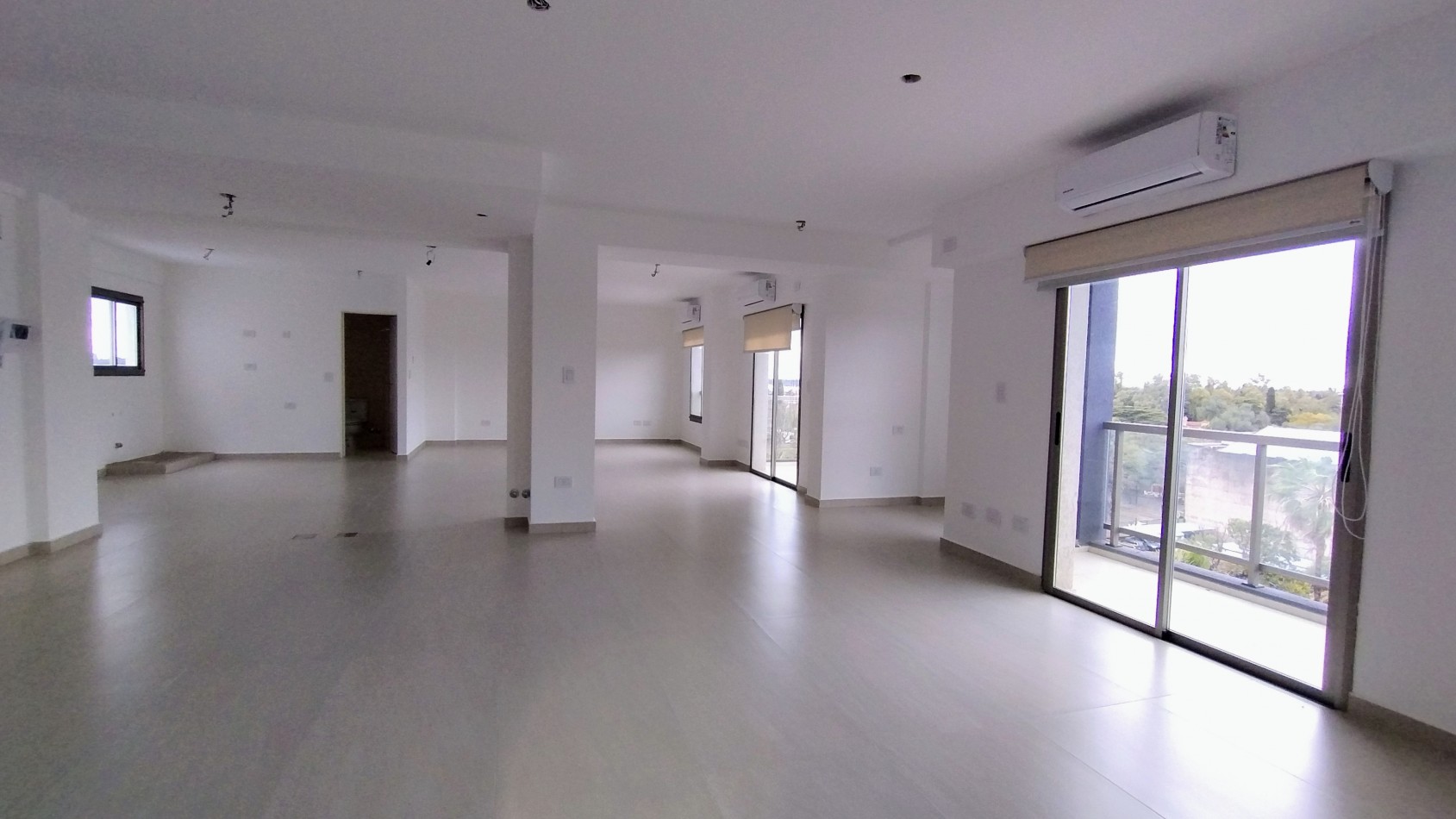 Oficina Semipiso de 144 m² en Edificio Premium - Hurlingham Centro