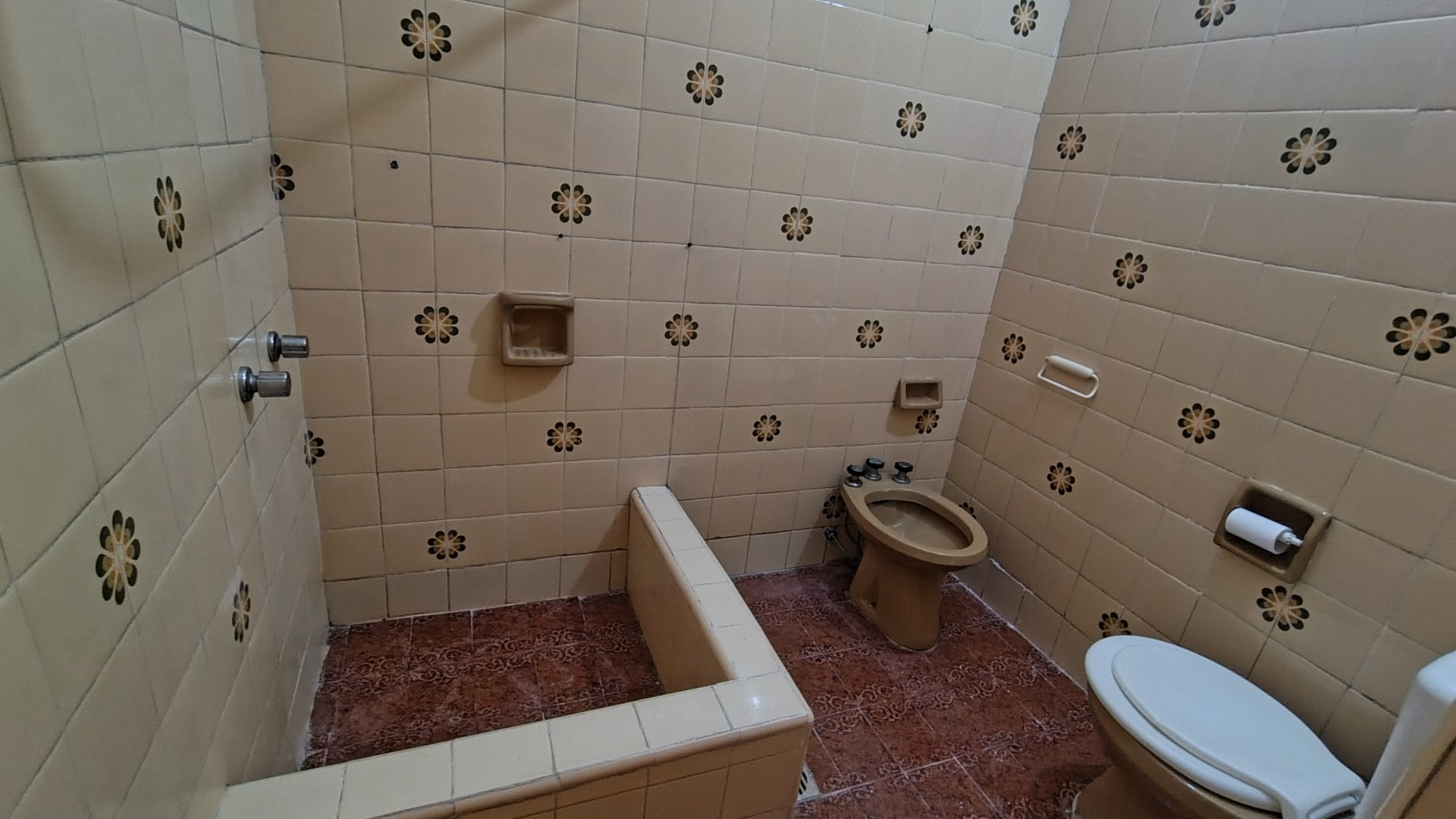 ALQUILER PH 3 AMB. en PLANTA BAJA | 2 Dormitorios | Patio y Lavadero | CASTELAR NORTE