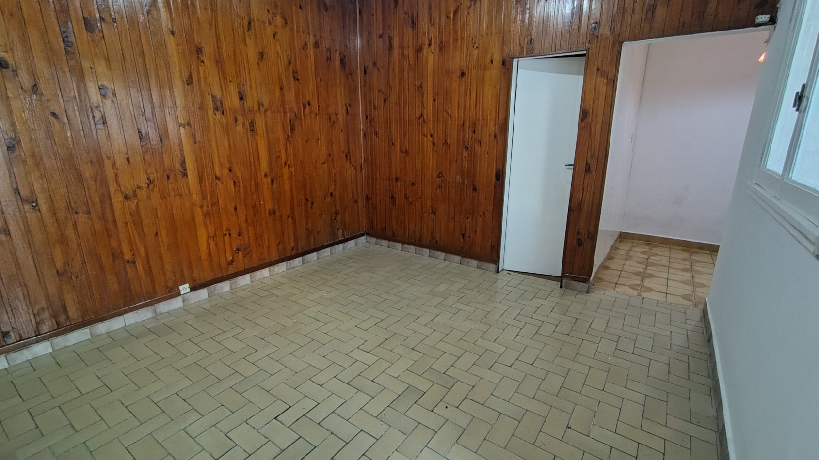 ALQUILER PH 3 AMB. en PLANTA BAJA | 2 Dormitorios | Patio y Lavadero | CASTELAR NORTE