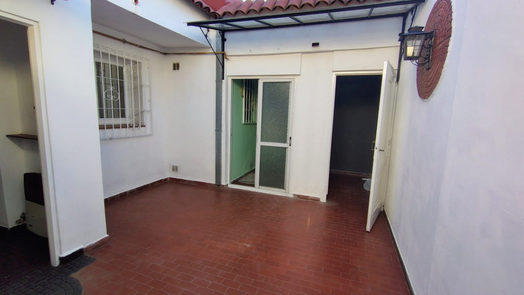 ALQUILER PH 3 AMB. en PLANTA BAJA | 2 Dormitorios | Patio y Lavadero | CASTELAR NORTE