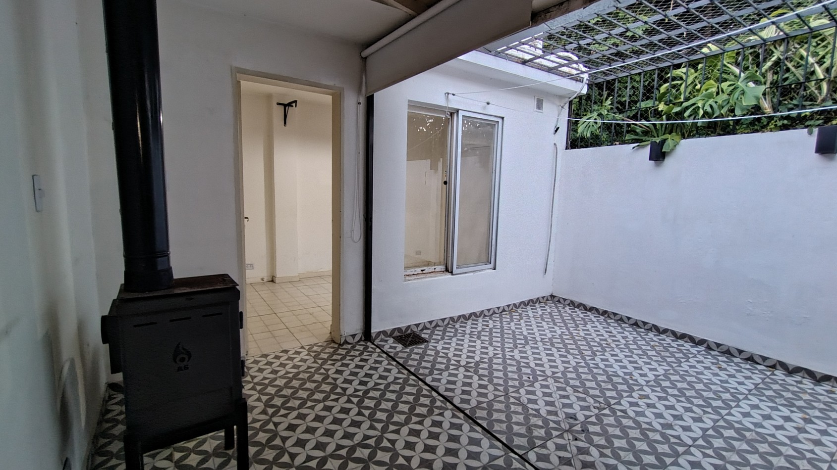 PH 3 Amb. C/COCHERA Y PATIO | 65m² | | Hurlingham