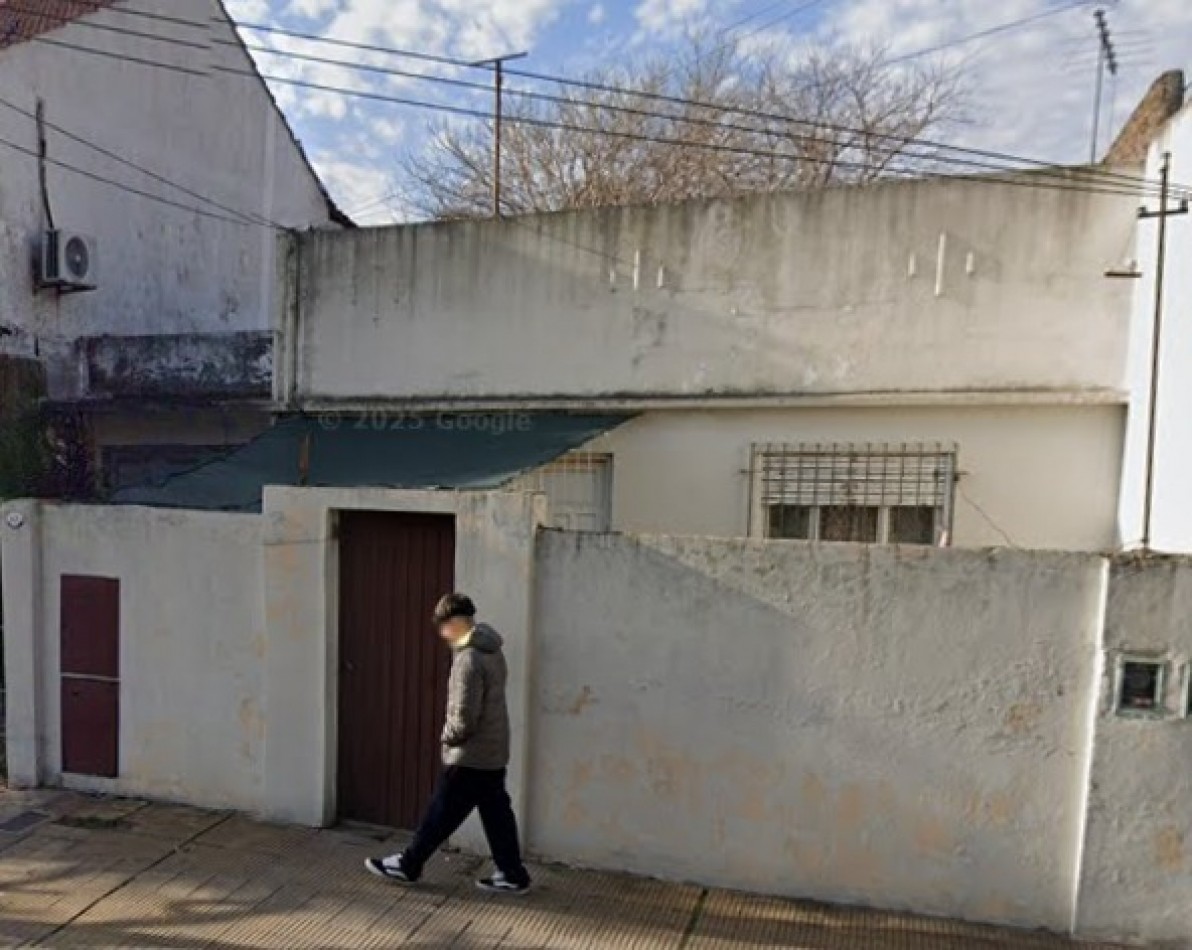 Lote 300 m² en El Palomar - Ideal Desarrollo / Inversion