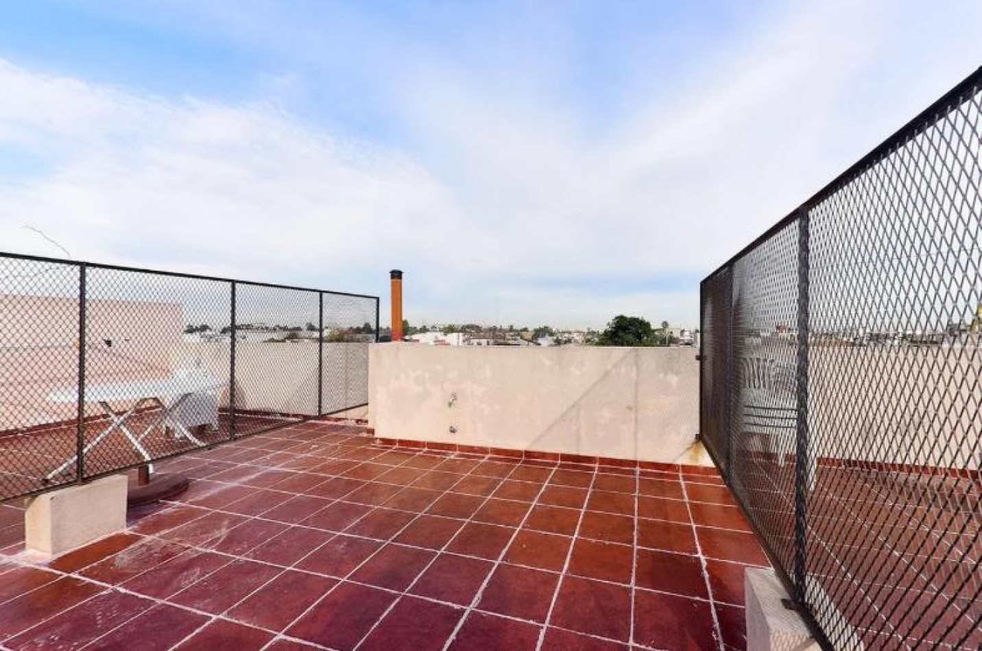 Depto 3 Ambientes con Terraza y Cochera | Lomas del Mirador | Apto Credito