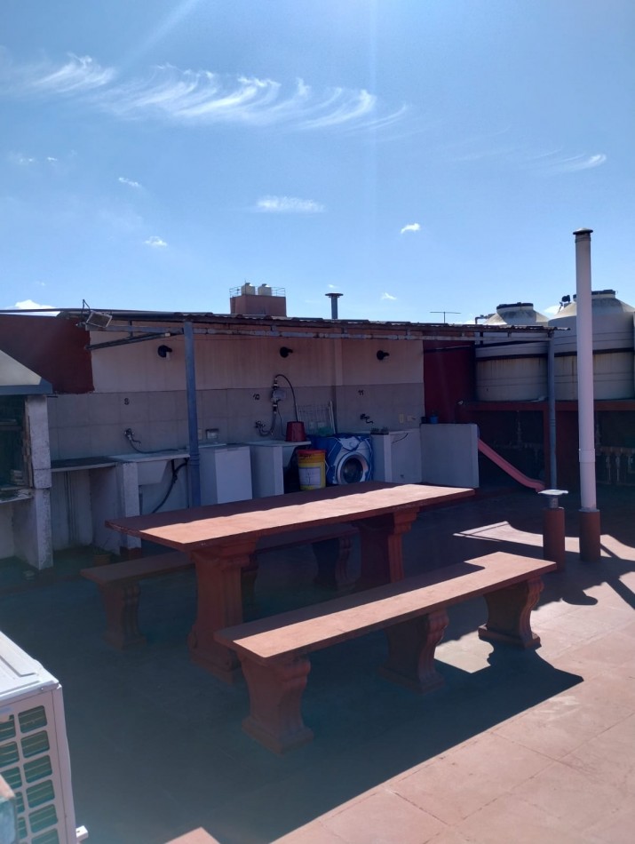 Departamento en venta en Moron 2 amb y medio, apto credito, bajas expensas, cerca estacion y Avenida Rivadavia