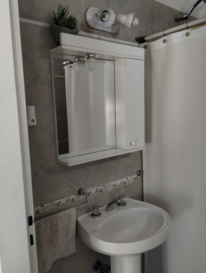 Departamento en venta en Moron 2 amb y medio, apto credito, bajas expensas, cerca estacion y Avenida Rivadavia