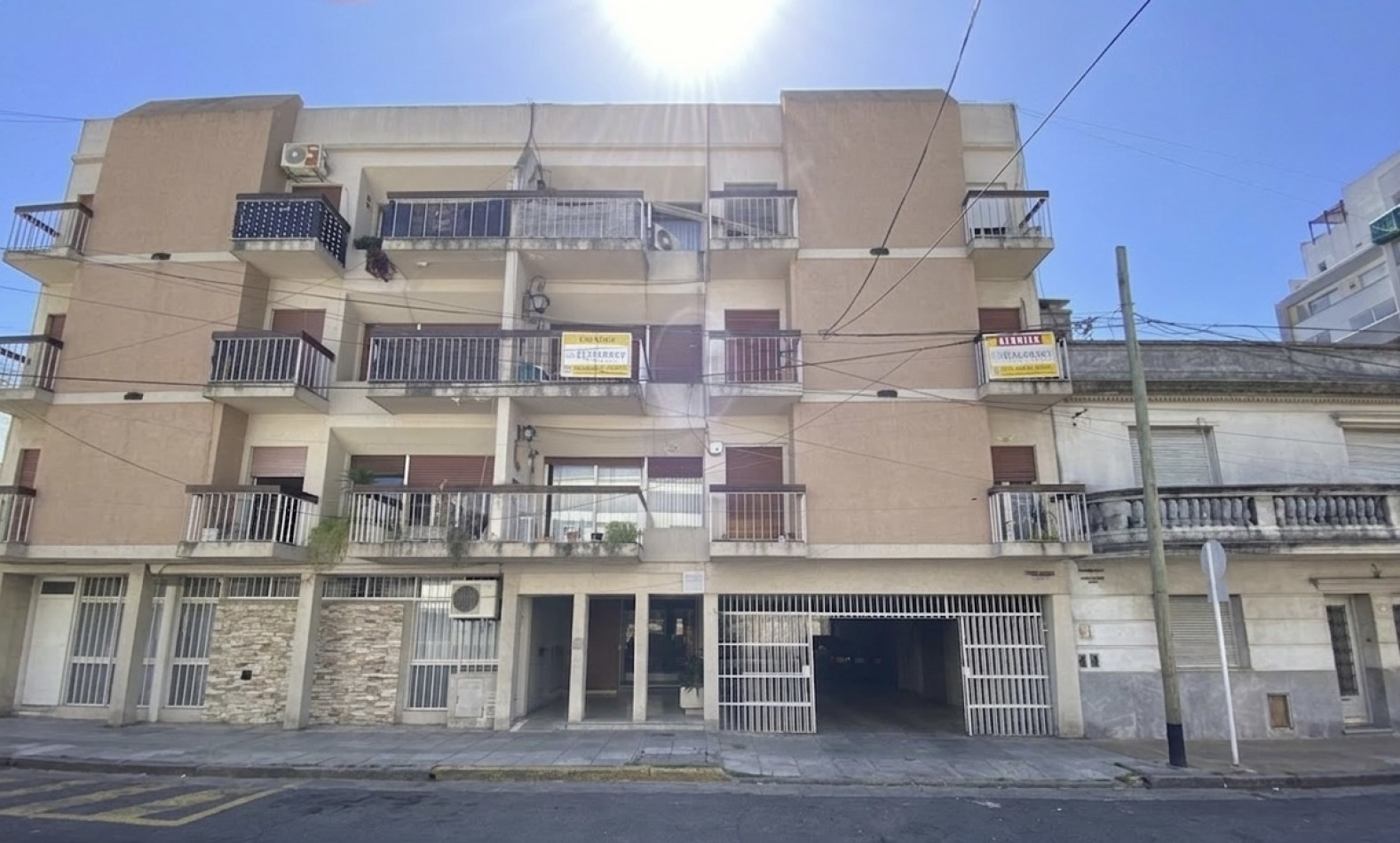 Venta Departamento 3 Ambientes En Moron Centro Con Balcon