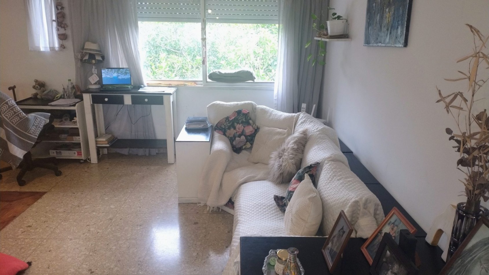 Departamento 3 ambientes con terraza propia en Hurlingham - Frente a la estacion