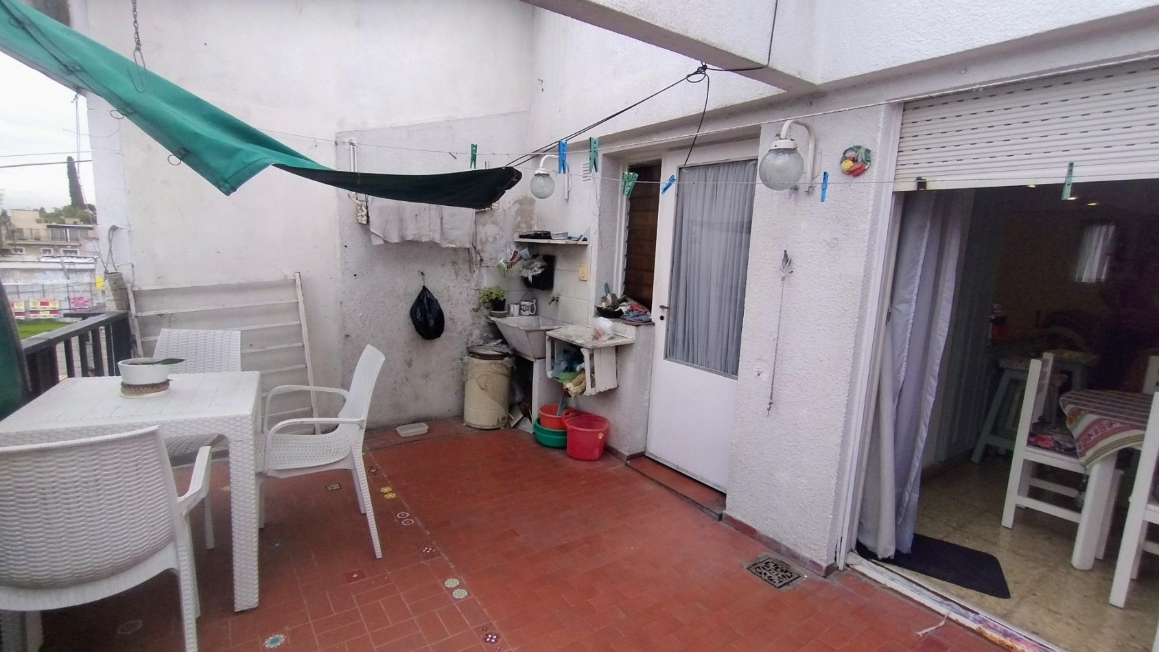 Departamento 3 ambientes con terraza propia en Hurlingham - Frente a la estacion