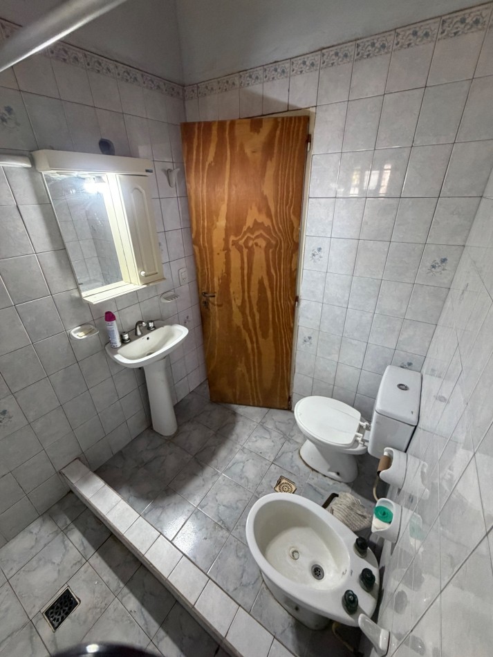 Venta Casa 3 amb en lote propio 10 x 25 en William Morris
