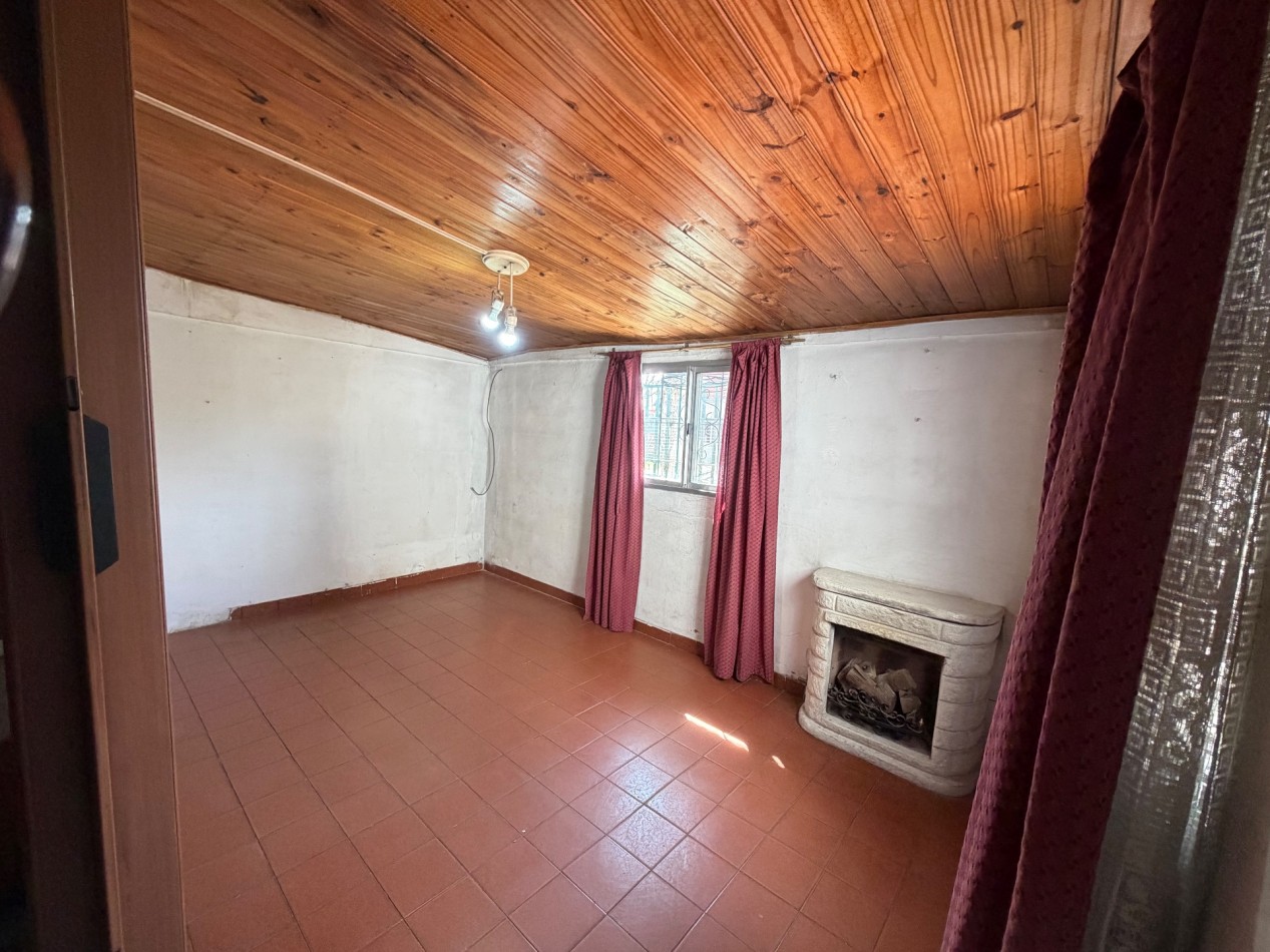 Venta Casa 3 amb en lote propio 10 x 25 en William Morris