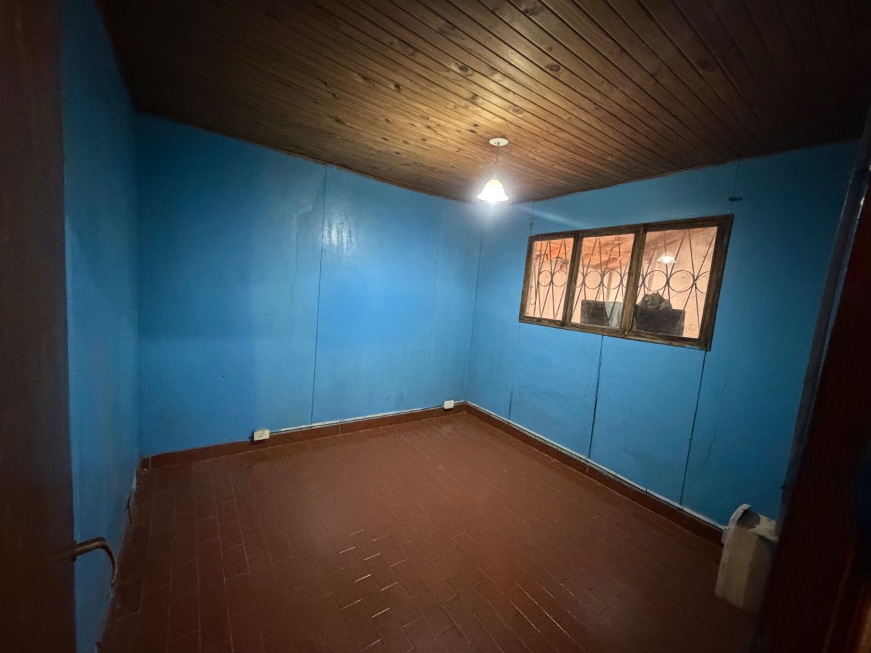 Venta Casa 3 amb en lote propio 10 x 25 en William Morris