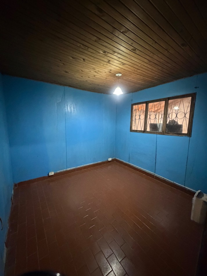 Venta Casa 3 amb en lote propio 10 x 25 en William Morris