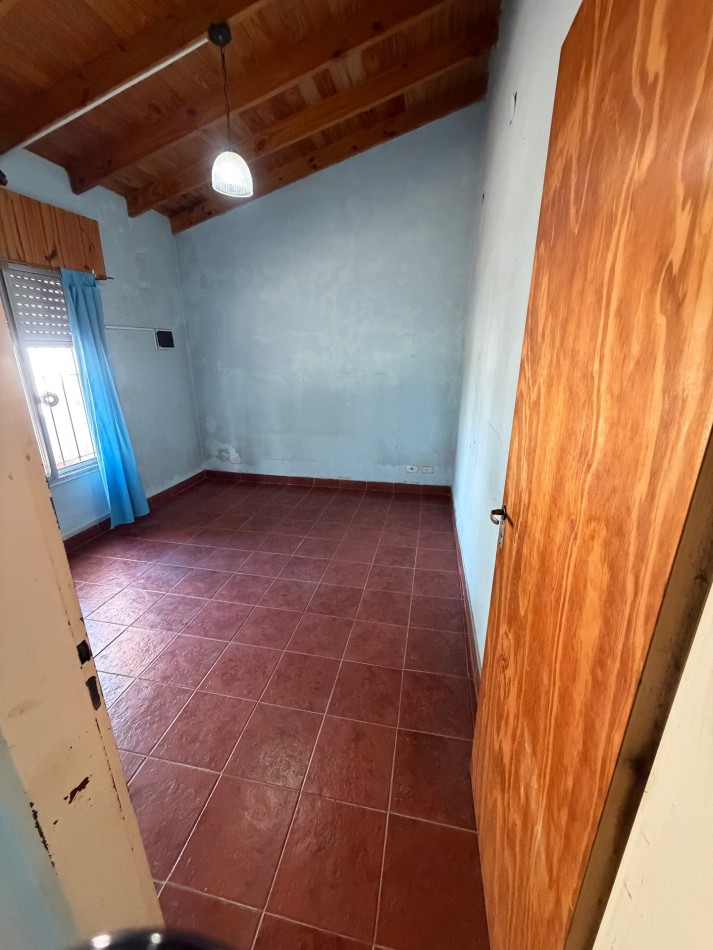 Venta Casa 3 amb en lote propio 10 x 25 en William Morris