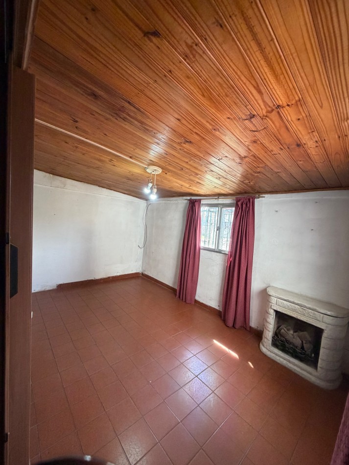 Venta Casa 3 amb en lote propio 10 x 25 en William Morris