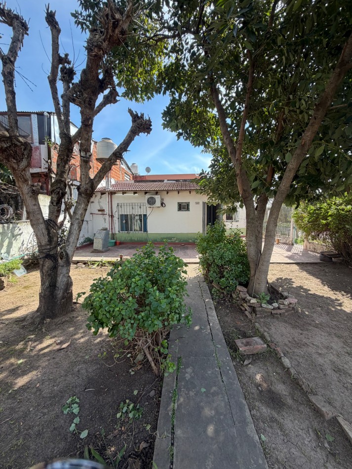 Venta Casa 3 amb en lote propio 10 x 25 en William Morris