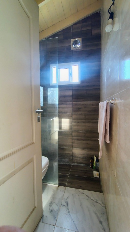Venta Casa 3 ambientes Hurlingham Cochera
