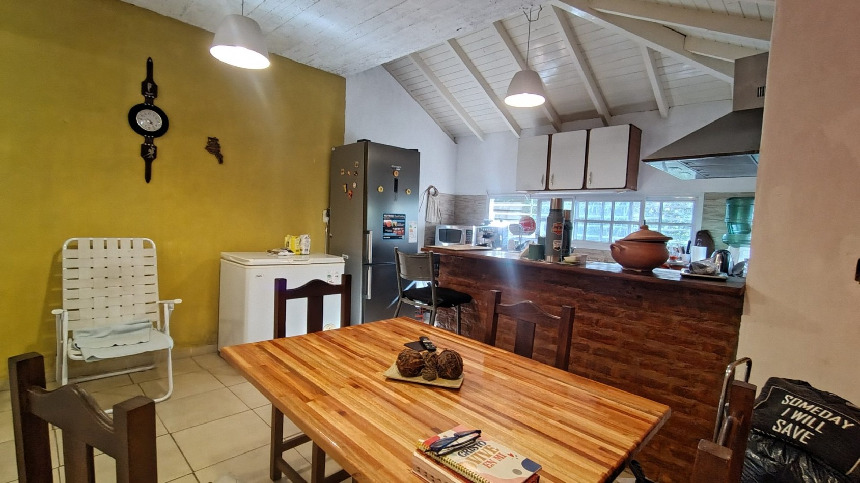 Venta Casa 3 ambientes Hurlingham Cochera