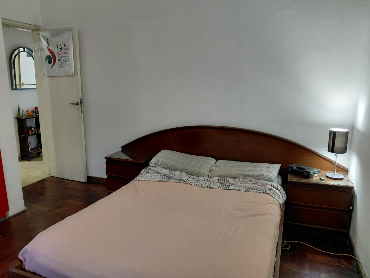 VENTA CASA 3 AMBIENTES HURLINGHAM CON DOBLE COCHERA