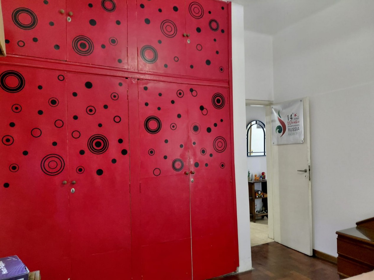 VENTA CASA 3 AMBIENTES HURLINGHAM CON DOBLE COCHERA