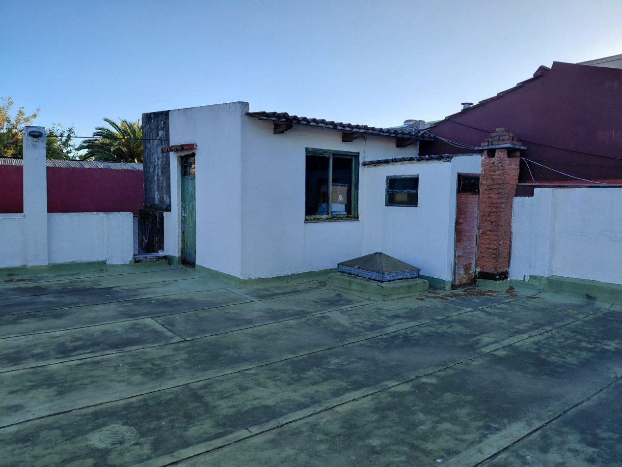 VENTA CASA 3 AMBIENTES HURLINGHAM CON DOBLE COCHERA
