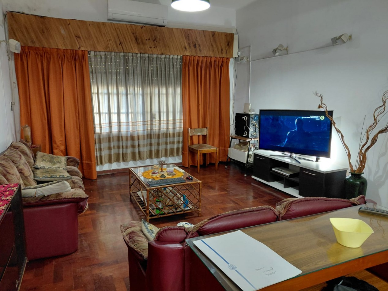 VENTA CASA 3 AMBIENTES HURLINGHAM CON DOBLE COCHERA
