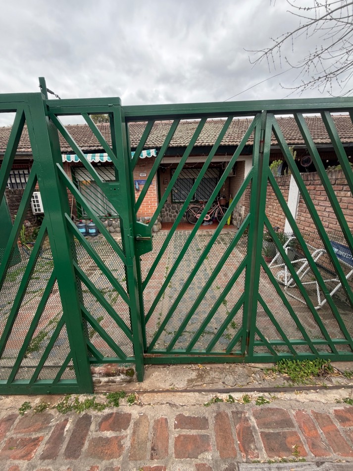 Casa en venta en Barrio Los Troncos, Hurlingham