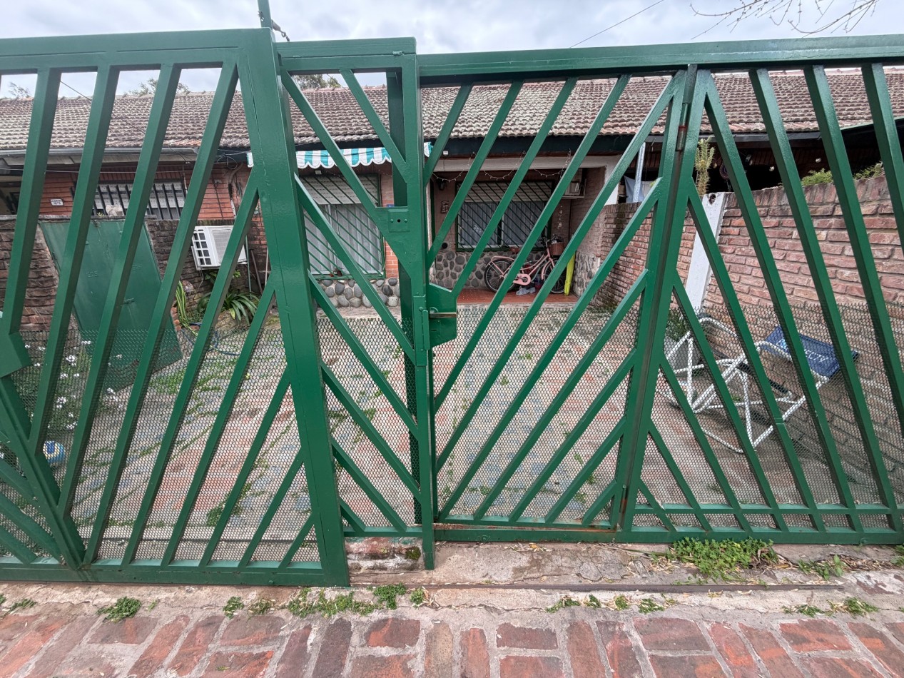 Casa en venta en Barrio Los Troncos, Hurlingham