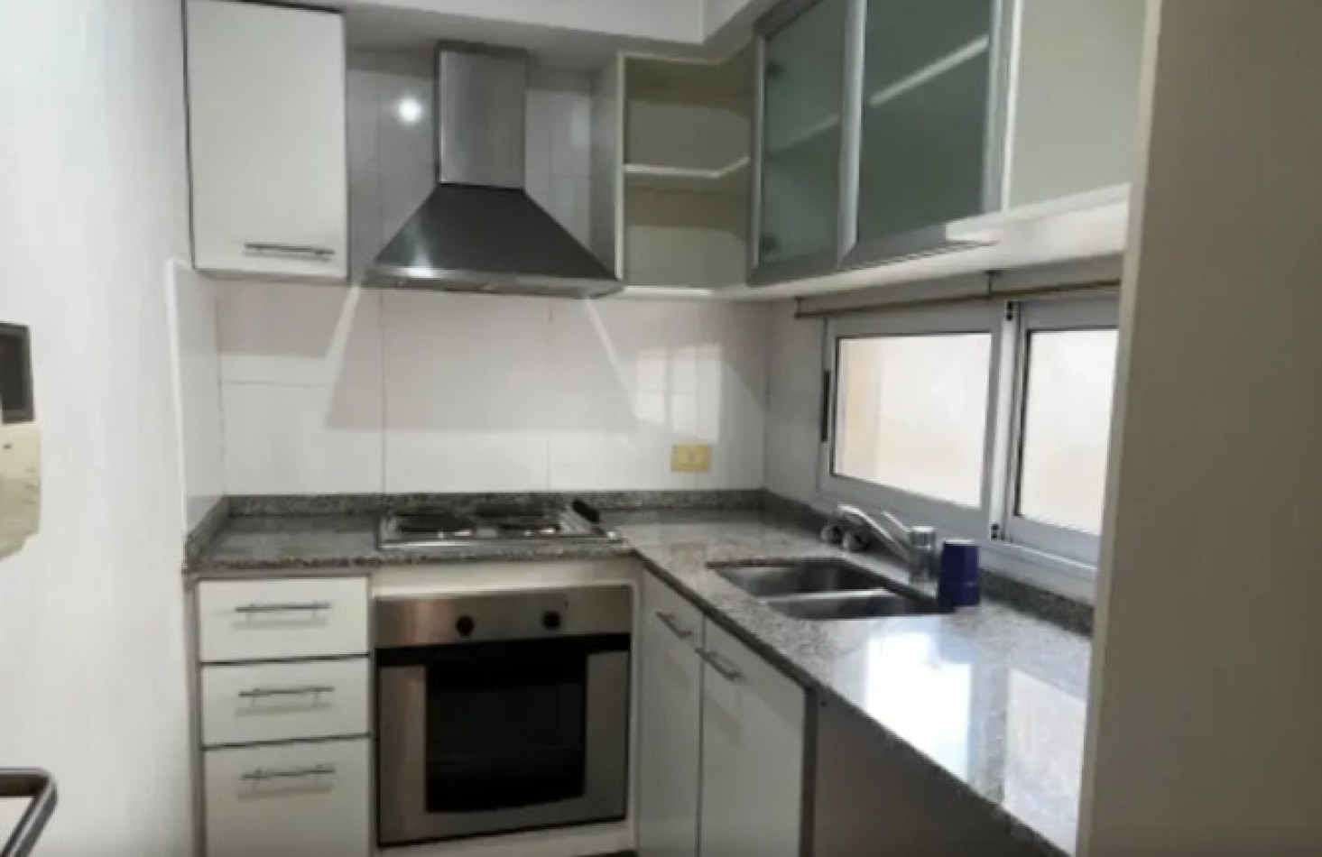 Venta Departamento 2 Ambientes con Cochera Moron Universidad 