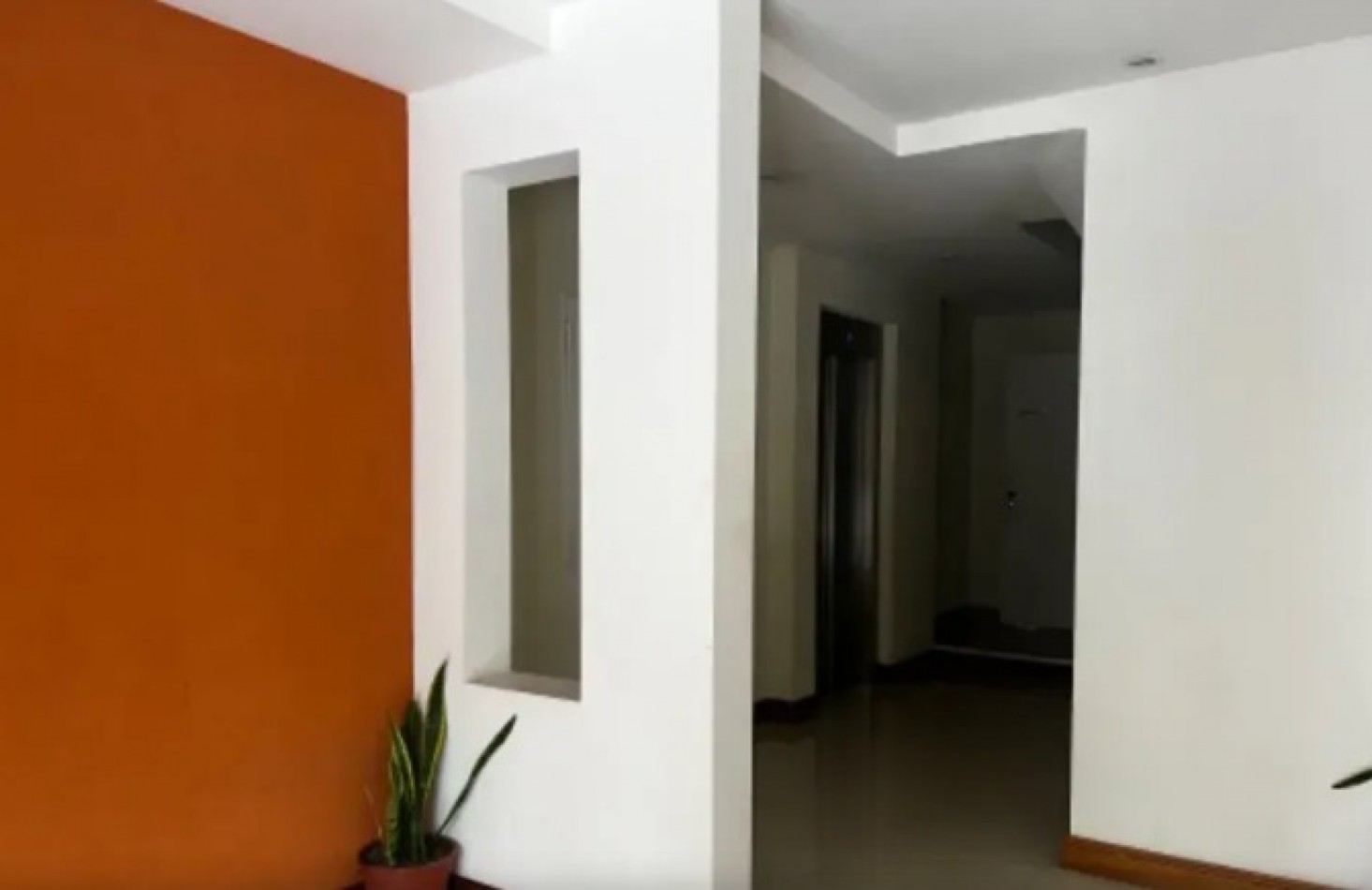 Venta Departamento 2 Ambientes con Cochera Moron Universidad 