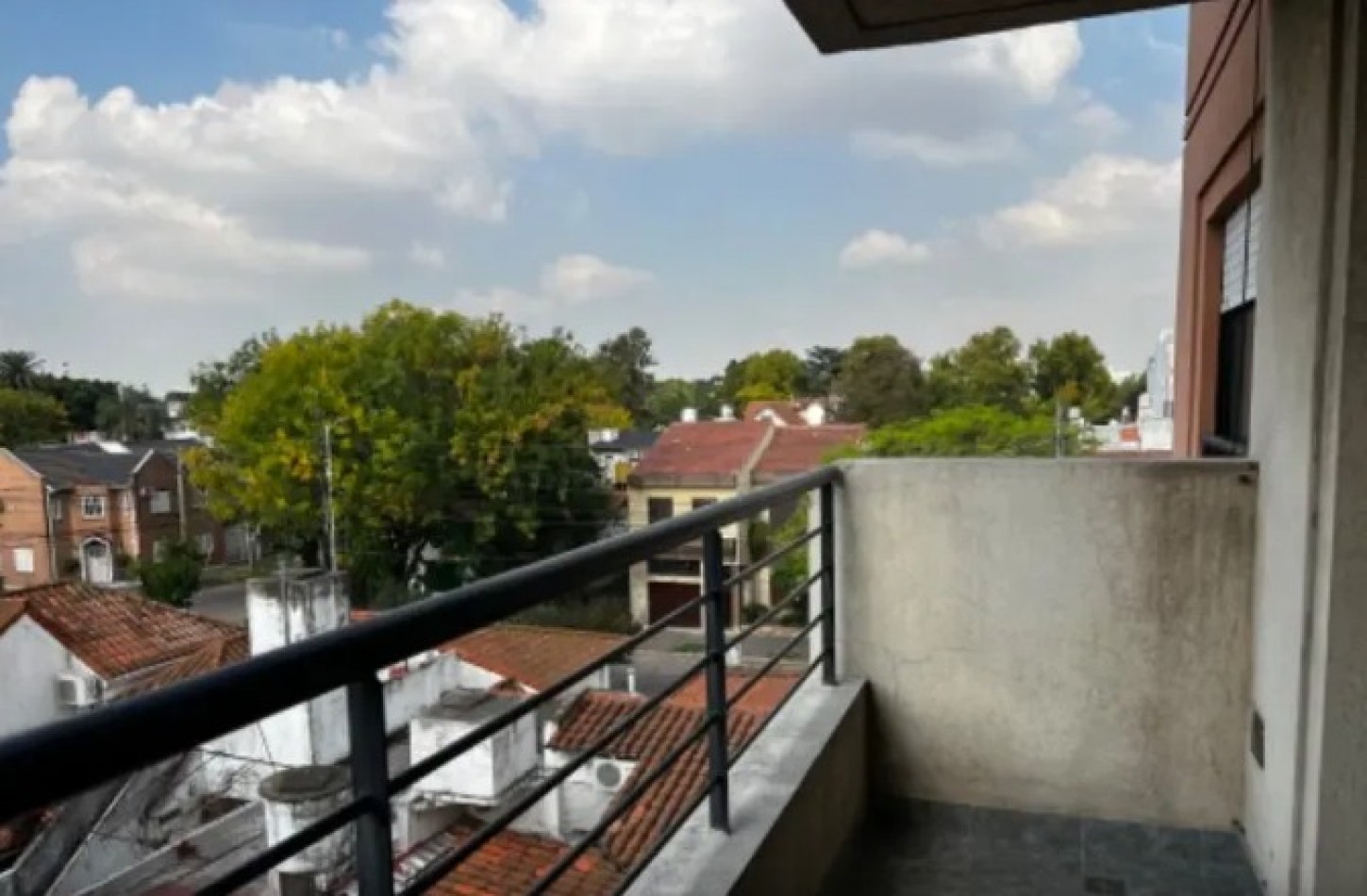 Venta Departamento 2 Ambientes con Cochera Moron Universidad 