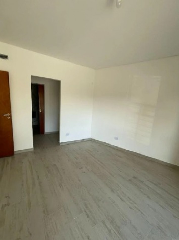 Venta duplex 4 ambientes con cochera ituzaingo apto credito