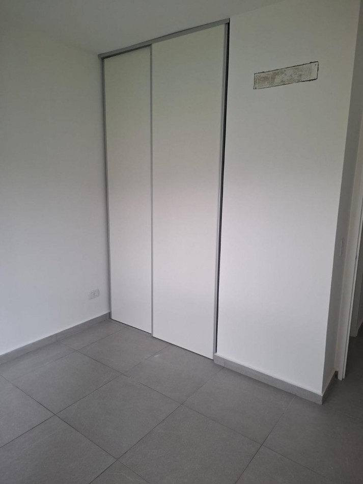 Venta Duplex Tres Ambientes en Barrio Cerrado a Estrenar en San Miguel 