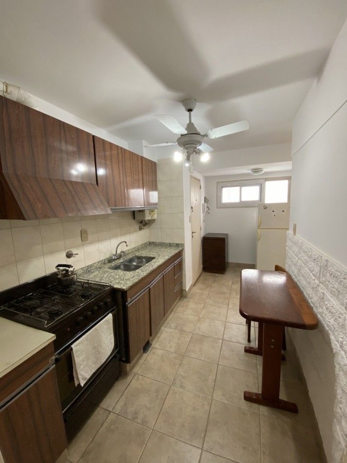 Alquiler Departamento 3 Ambientes En Moron Centro Con Balcon