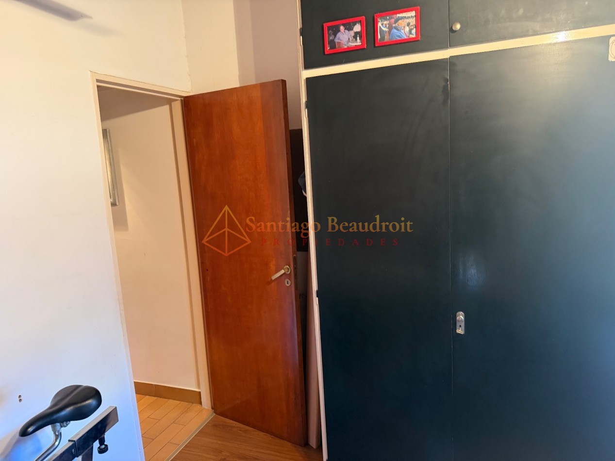 Venta de Duplex Moderno en Moron Centro con Parrilla