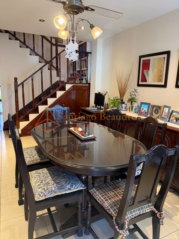 Venta de Duplex Moderno en Moron Centro con Parrilla