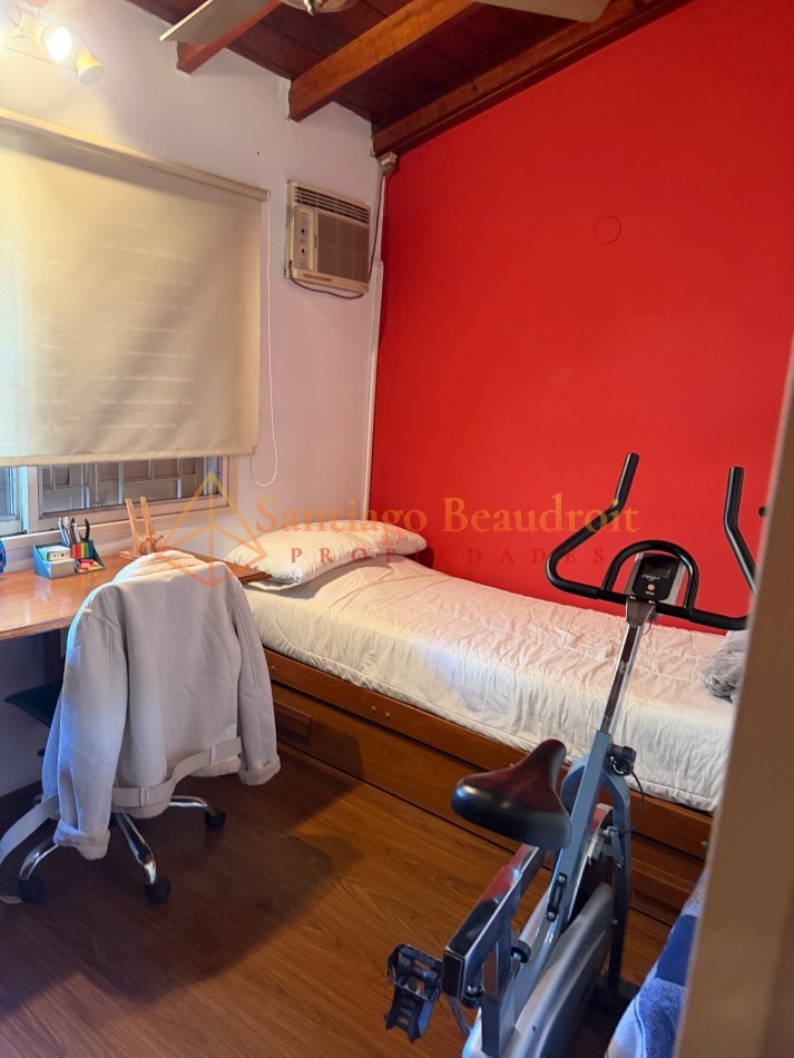 Venta de Duplex Moderno en Moron Centro con Parrilla