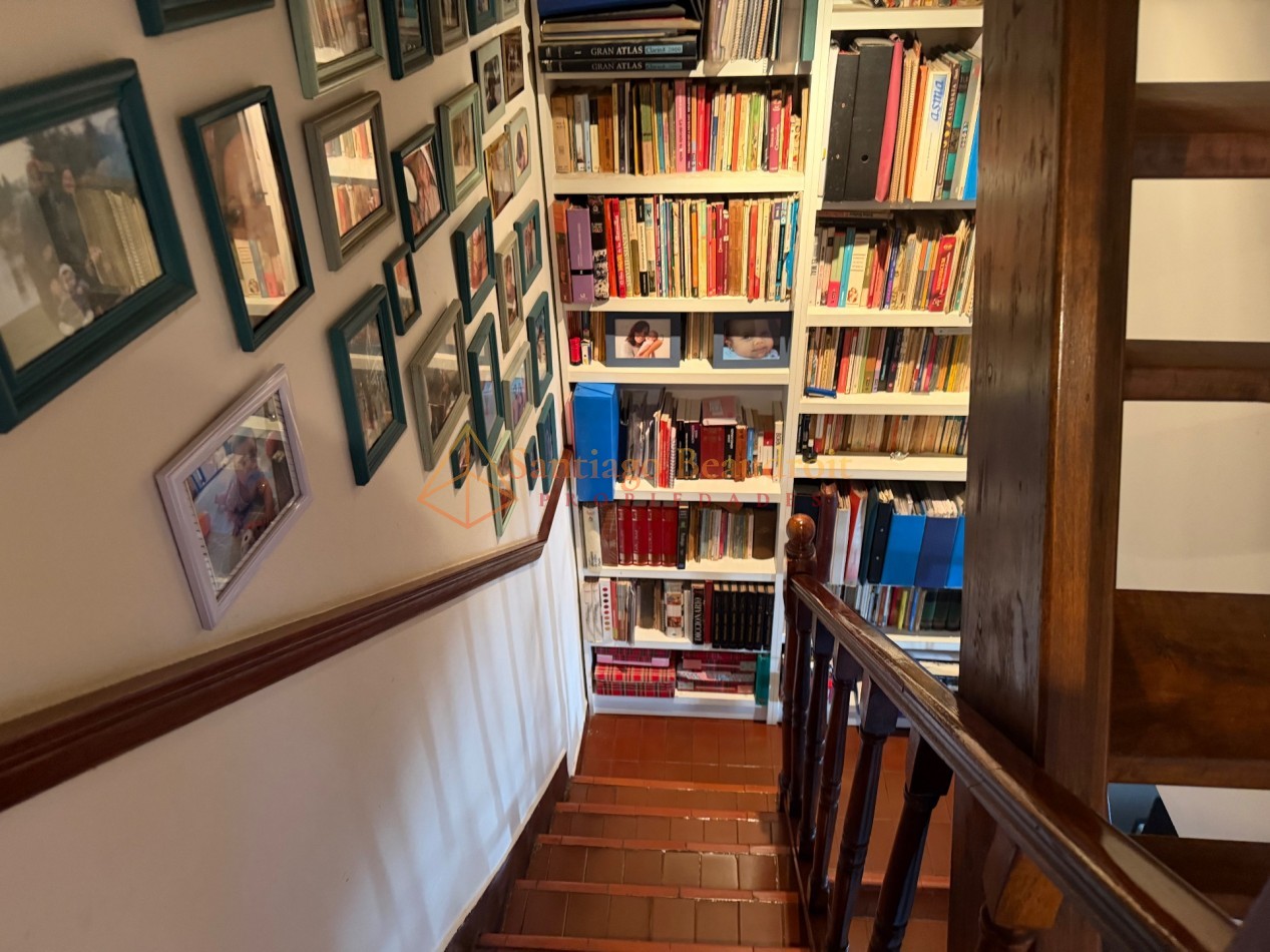 Venta de Duplex Moderno en Moron Centro con Parrilla