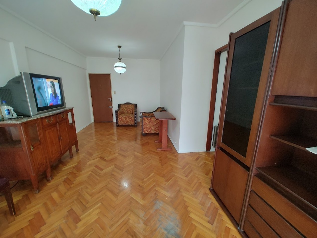 Departamento 4 Ambientes en Venta en Moron - Cerca de la Estacion y Universidad