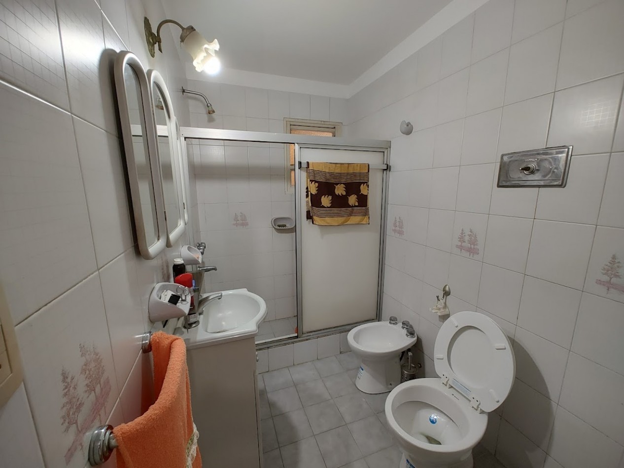 Departamento 4 Ambientes en Venta en Moron - Cerca de la Estacion y Universidad