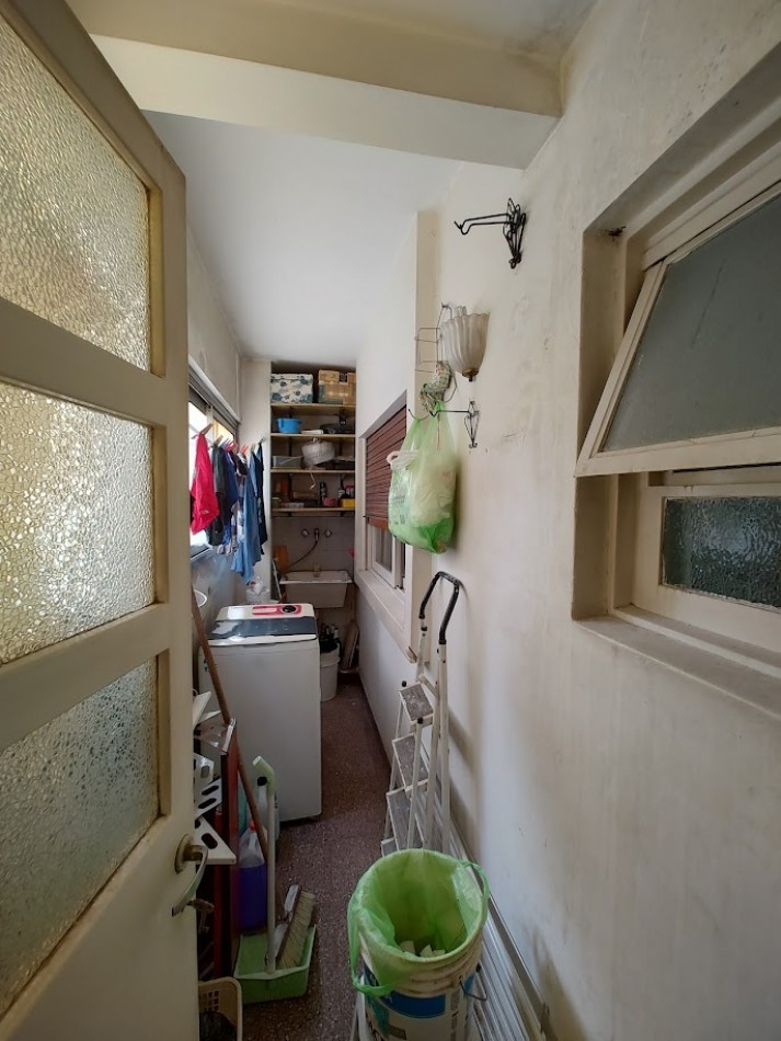 Departamento 4 Ambientes en Venta en Moron - Cerca de la Estacion y Universidad