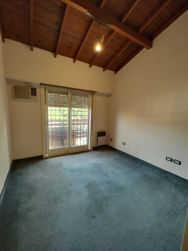 Duplex en Alquiler Moron 3 Ambientes con Cochera