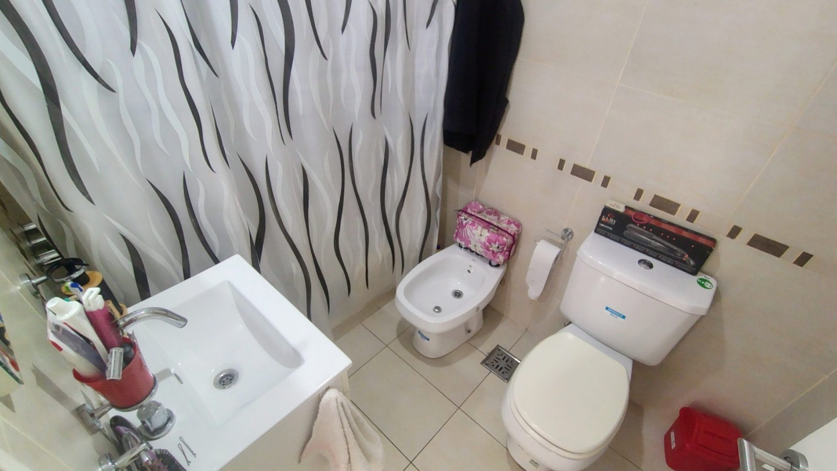  Alquiler departamento 2 ambientes en Moron con cochera