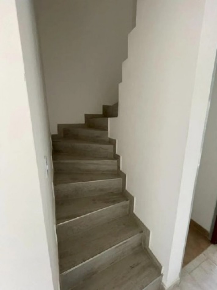 Venta duplex 4 ambientes con cochera ituzaingo apto credito