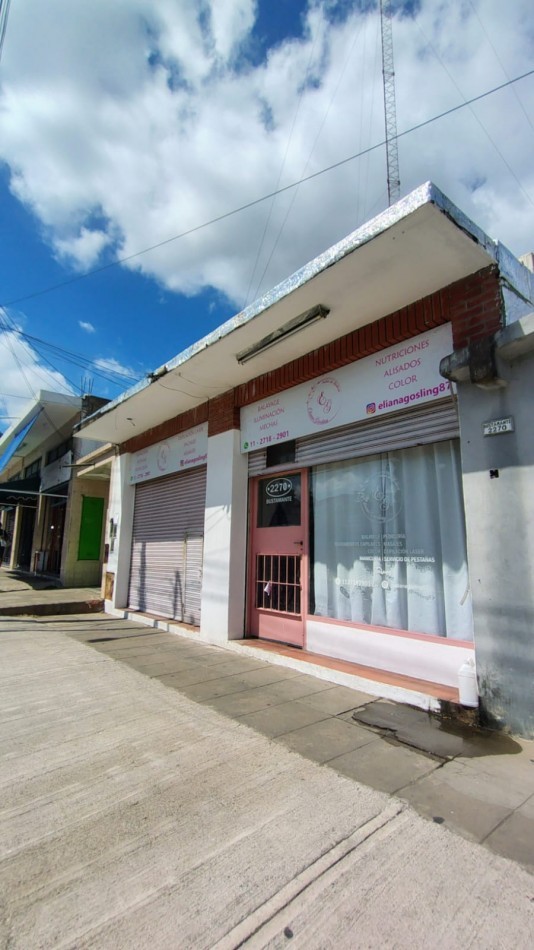 Casa con 2 Locales y un Departamento Independiente en Barrio Cartero Hurlingham