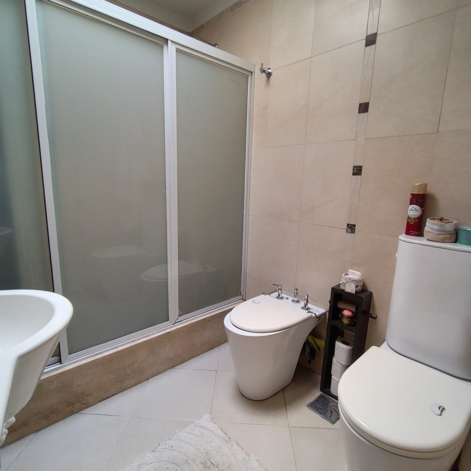 VENTA EN BLOCK - IDEAL CONSTRUCTOR / INVERSOR - MORON SUR