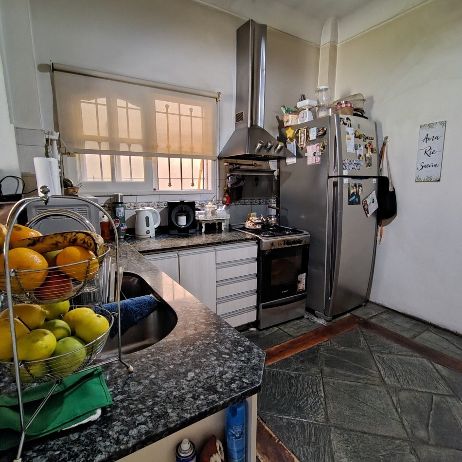 VENTA EN BLOCK - IDEAL CONSTRUCTOR / INVERSOR - MORON SUR