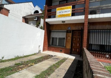 Duplex en Venta Moron 3 Ambientes con Cochera